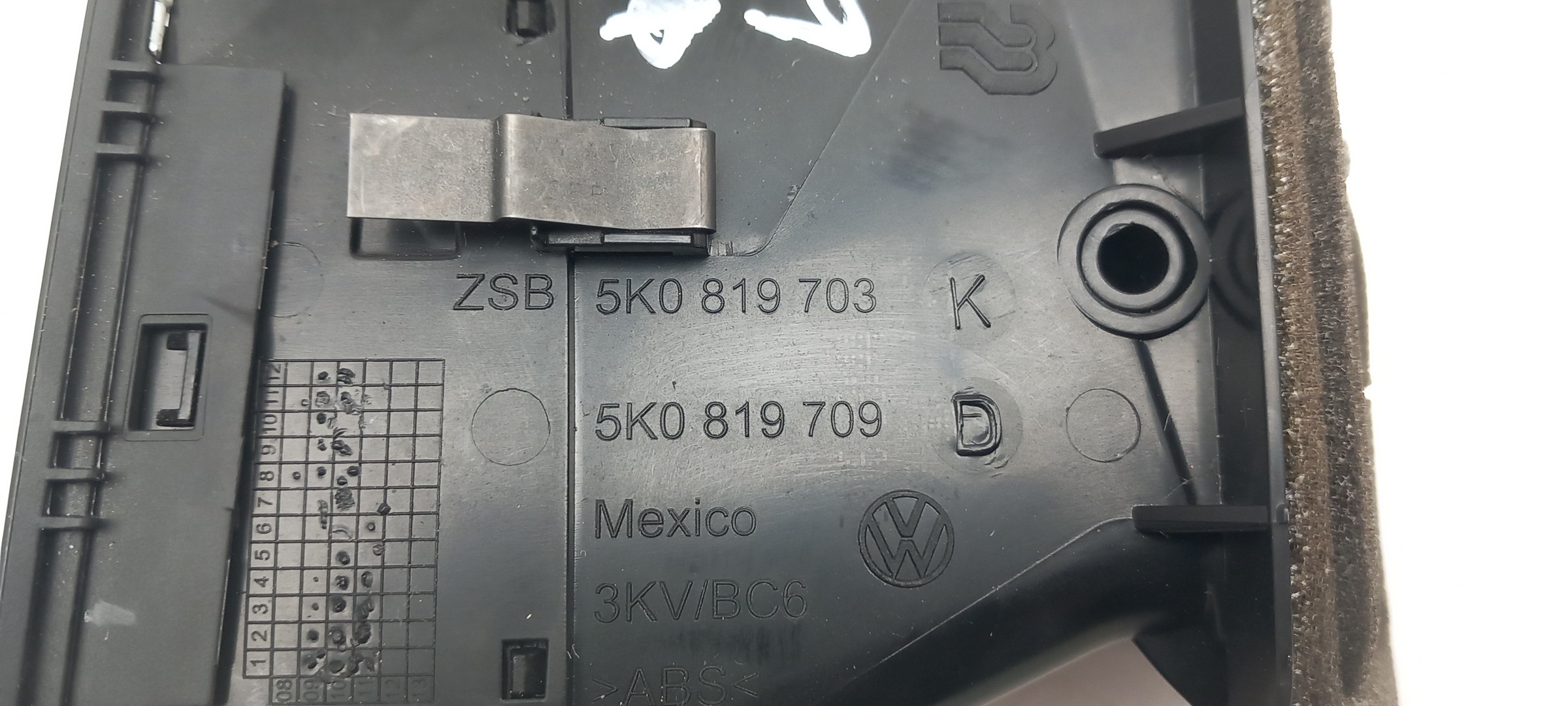 Difusor / saída de ar VOLKSWAGEN Golf VI Variant (AJ5) Imagem-3