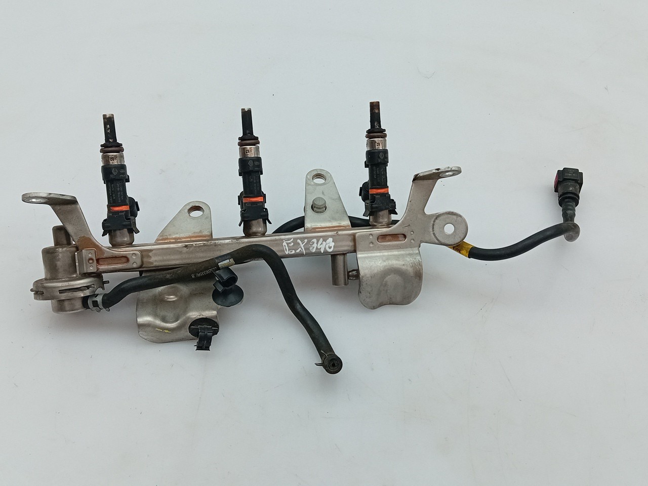 Fuel rail RENAULT Captur (J5_) Imagem-2