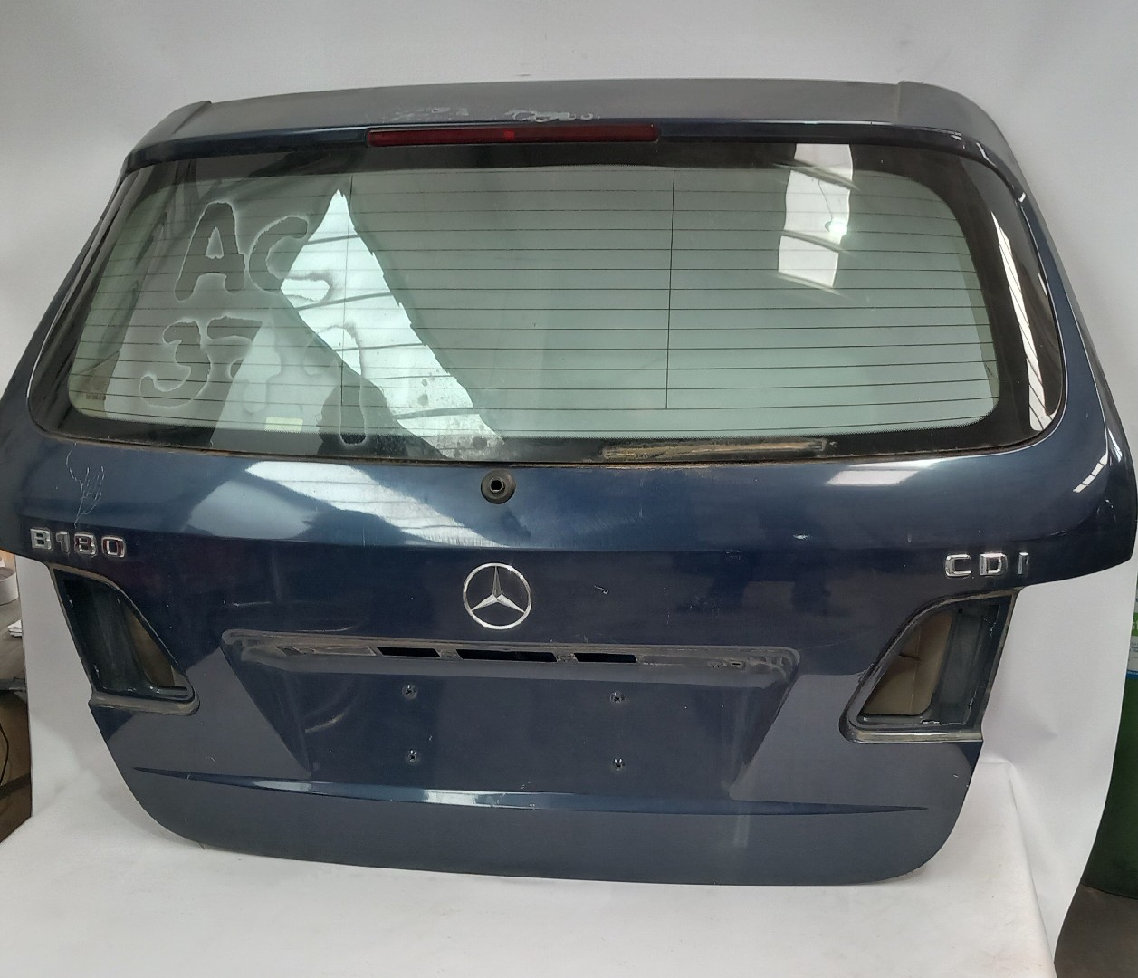 Portón trasero MERCEDES-BENZ Classe B (W245) Imagem-1