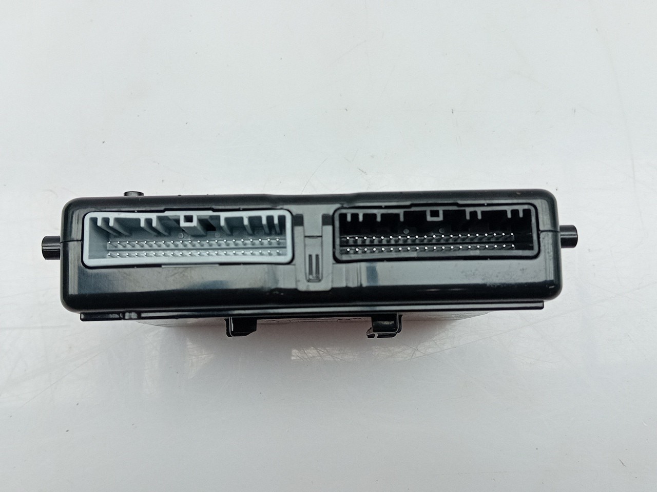 Generic Unit Module RENAULT Twingo III (BCM_) Imagem-2