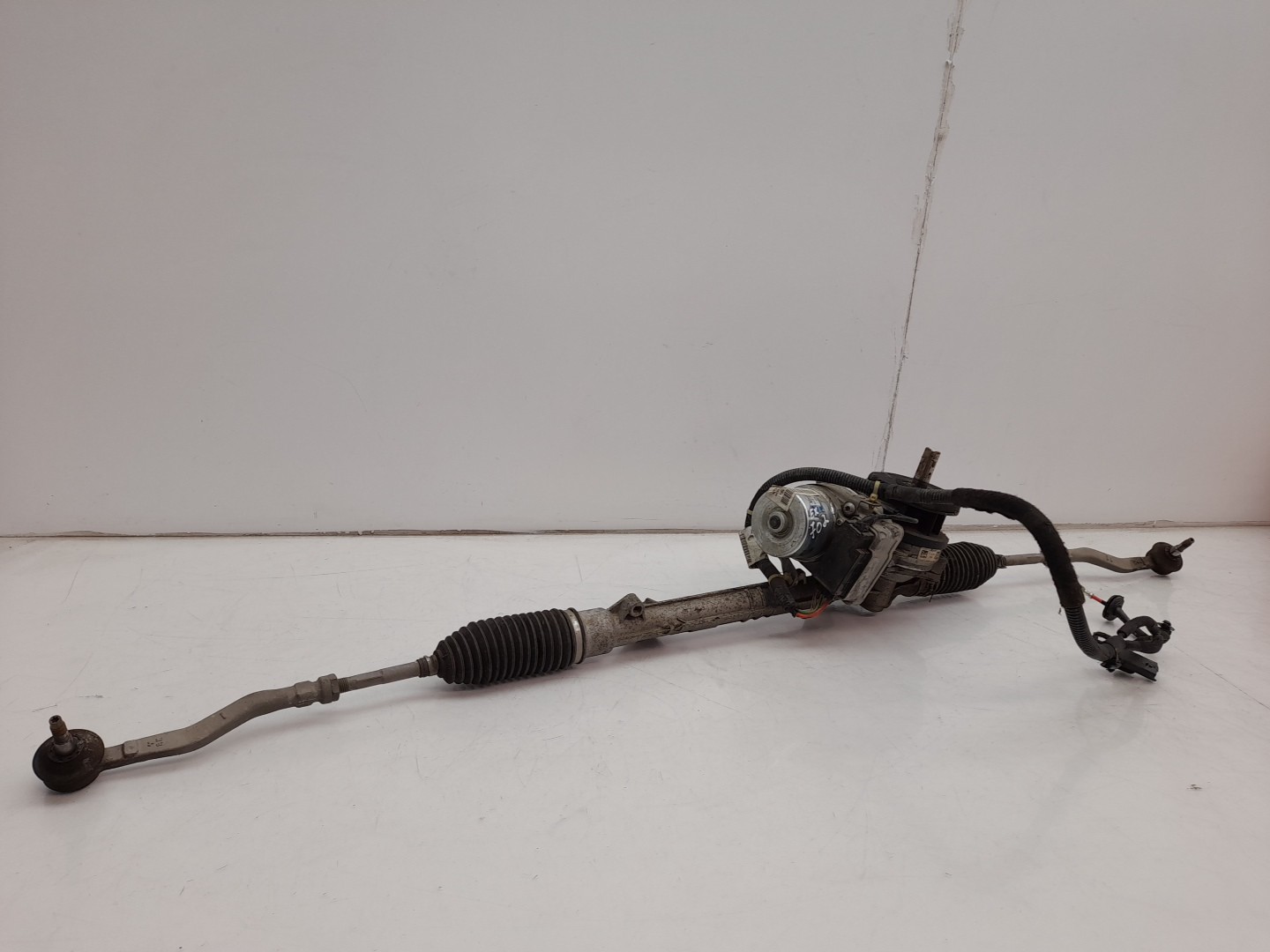 Steering box