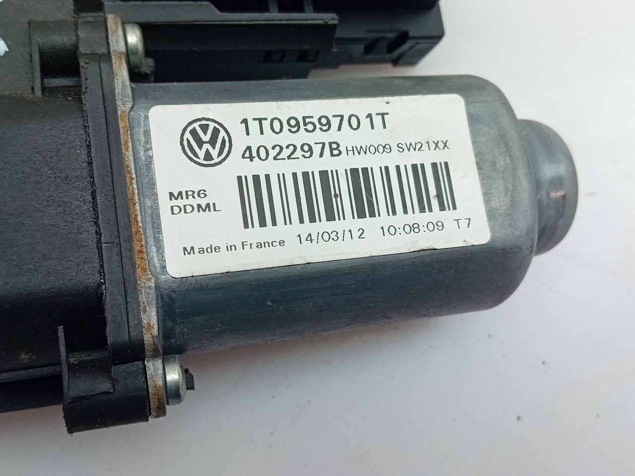 Motor vidro frente esquerdo VOLKSWAGEN Caddy III Kombi (2KB, 2KJ, 2CB, 2CJ) Imagem-3
