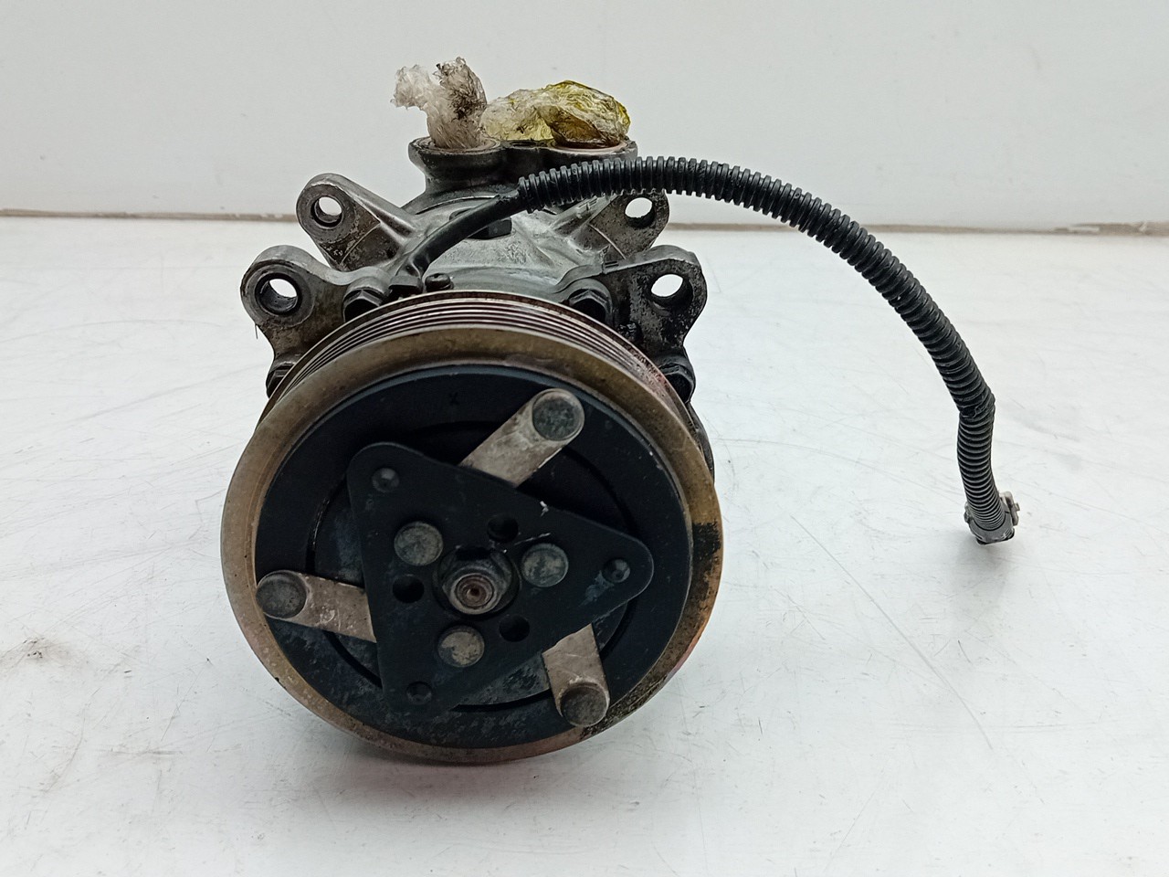 AC compressor PEUGEOT 206 (2A/C) Imagem-1