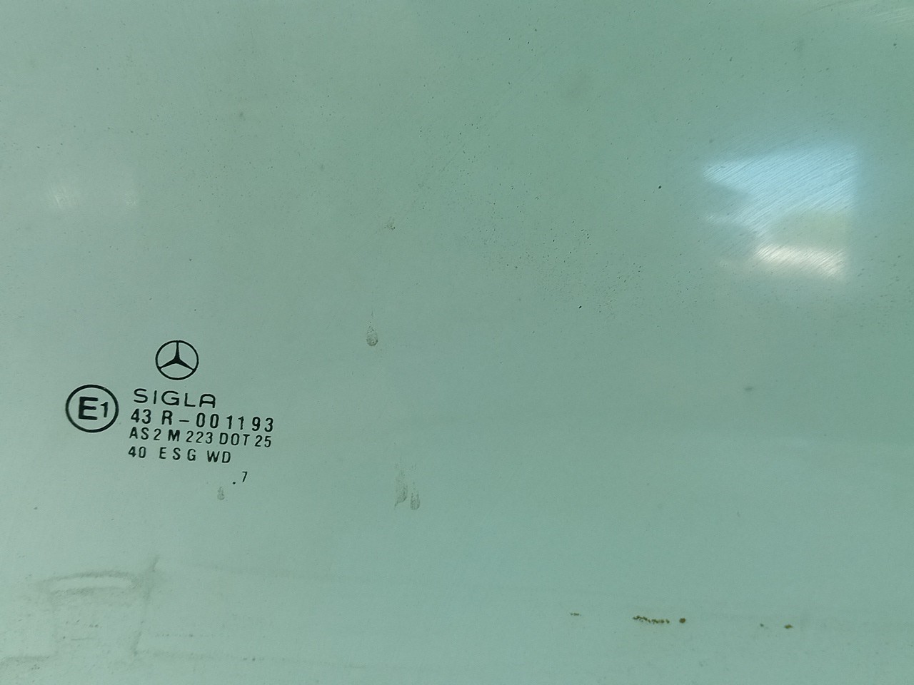Vidrio puerta Delantero Derecho MERCEDES-BENZ CLK (C208) Imagem-1
