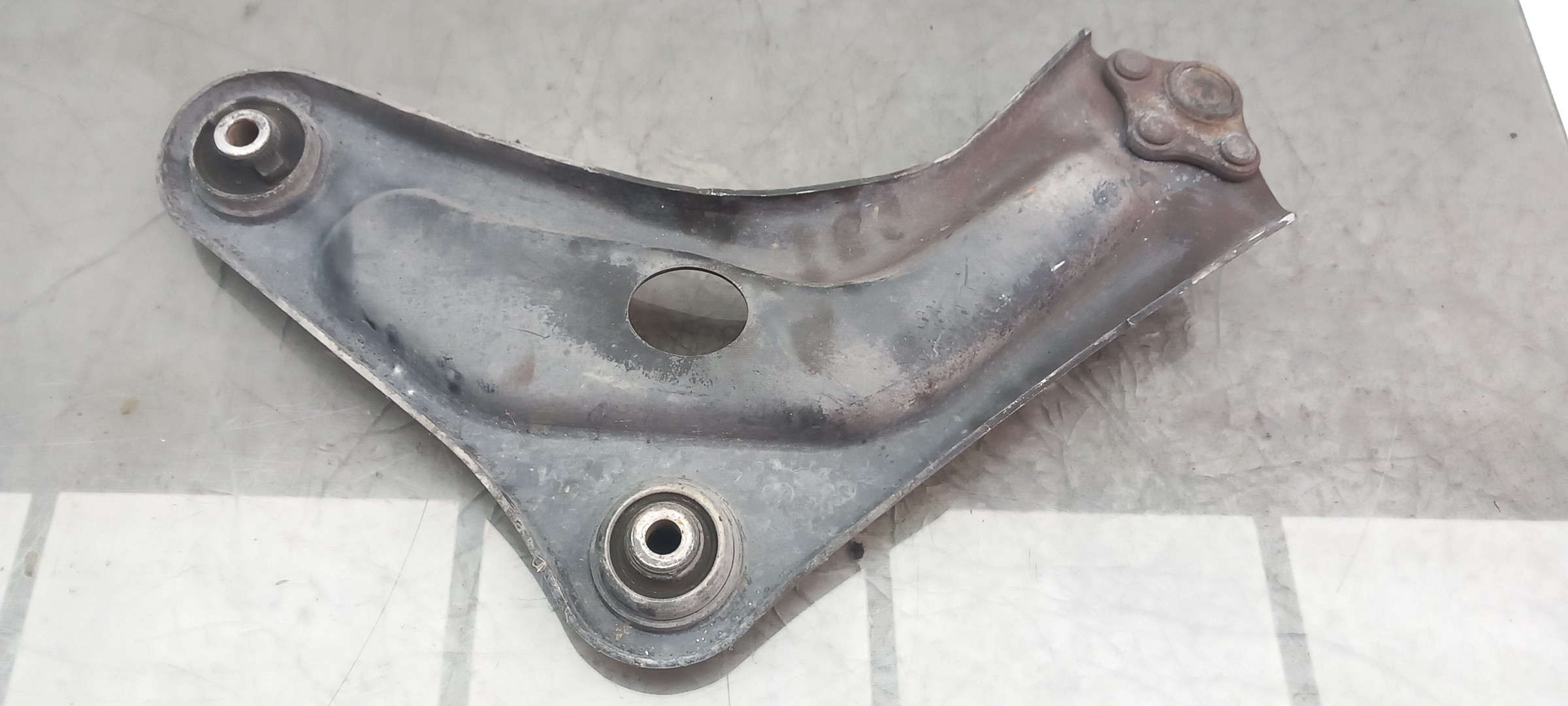 Brazo suspensión delantero derecho PEUGEOT 207 (WA_, WC_) Imagem-1