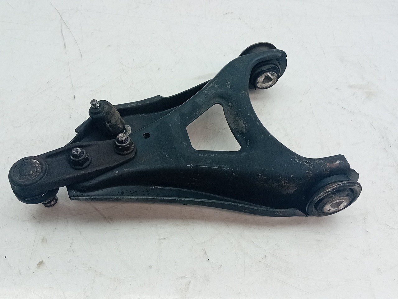 Braço de suspensão frente esquerdo RENAULT Clio II (BB0/1/2_, CB0/1/2_) Imagem-1