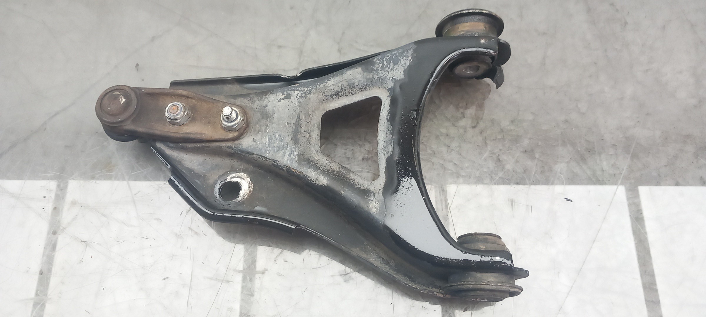 Braço de suspensão frente direito RENAULT Clio II (BB0/1/2_, CB0/1/2_) Imagem-1