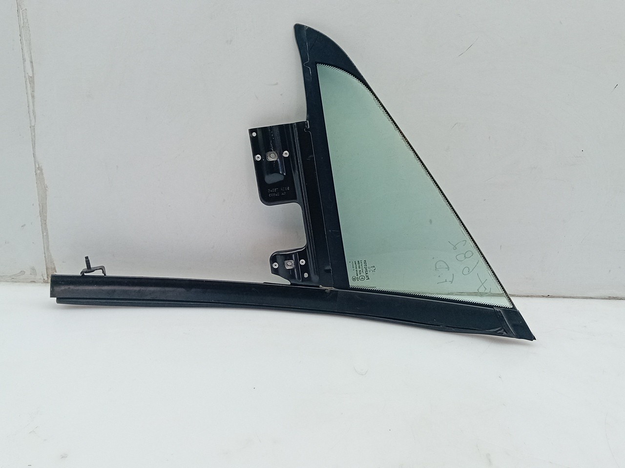Vitre triangulaire avant Droite PEUGEOT 407 Coupé (6C_) Imagem-1