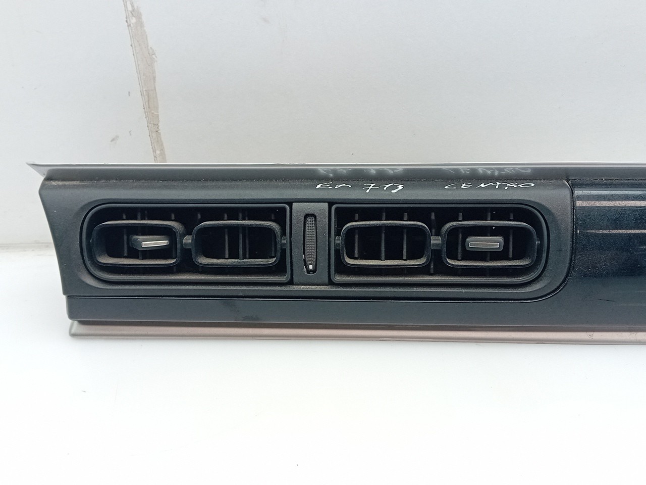Diffuser / air vent CITROËN C3 III (SX) Imagem-1
