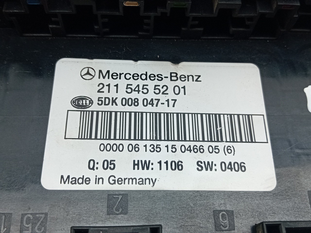 Scatola fusibili / SAM / BSI MERCEDES-BENZ CLS (C219) Imagem-3