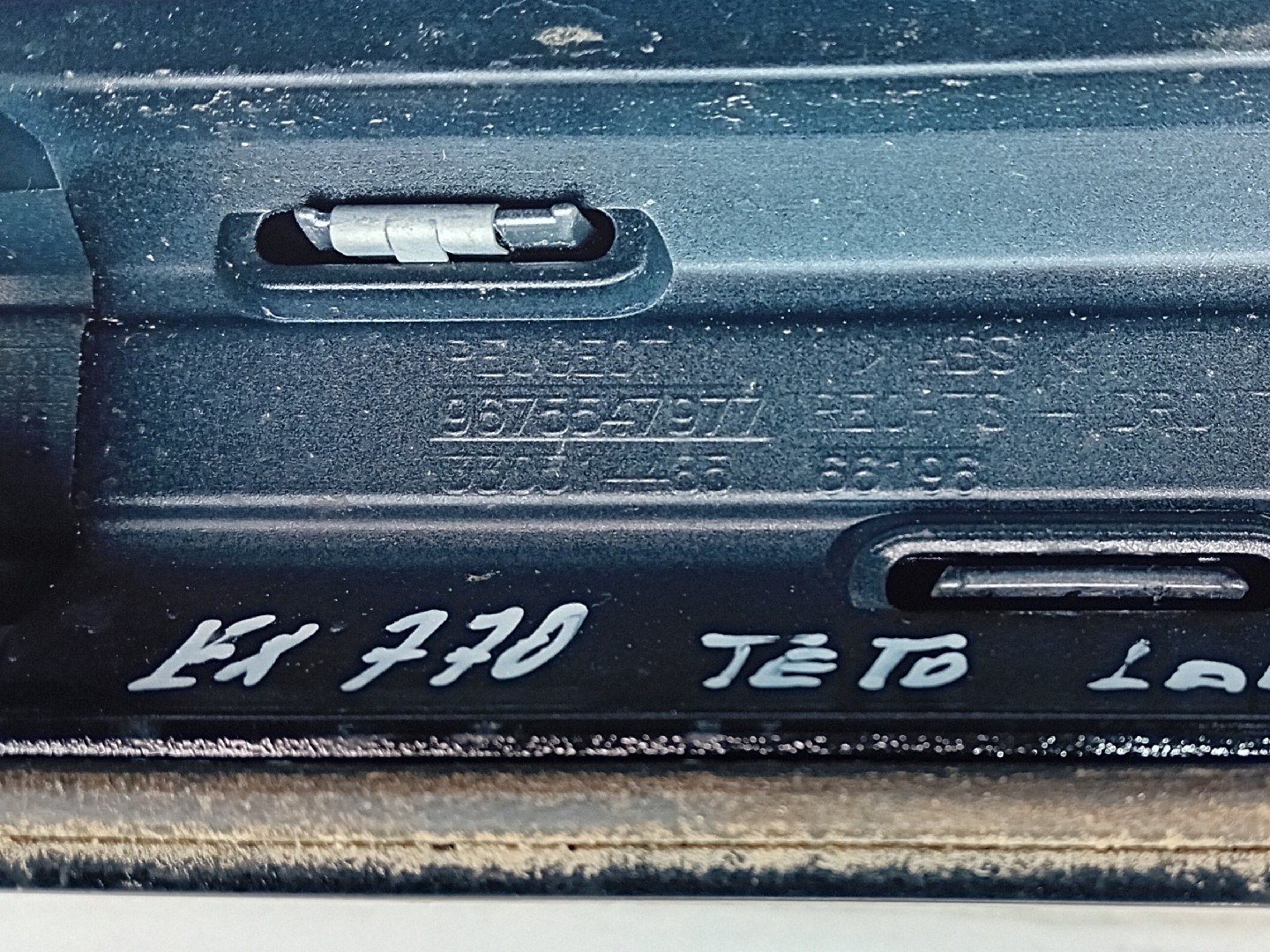 Barra de tejadilho PEUGEOT 5008 I (0U_, 0E_) Imagem-6