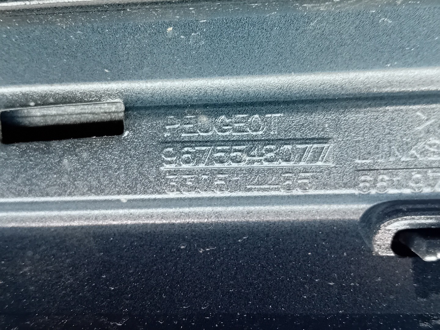 Barra de tejadilho PEUGEOT 5008 I (0U_, 0E_) Imagem-7