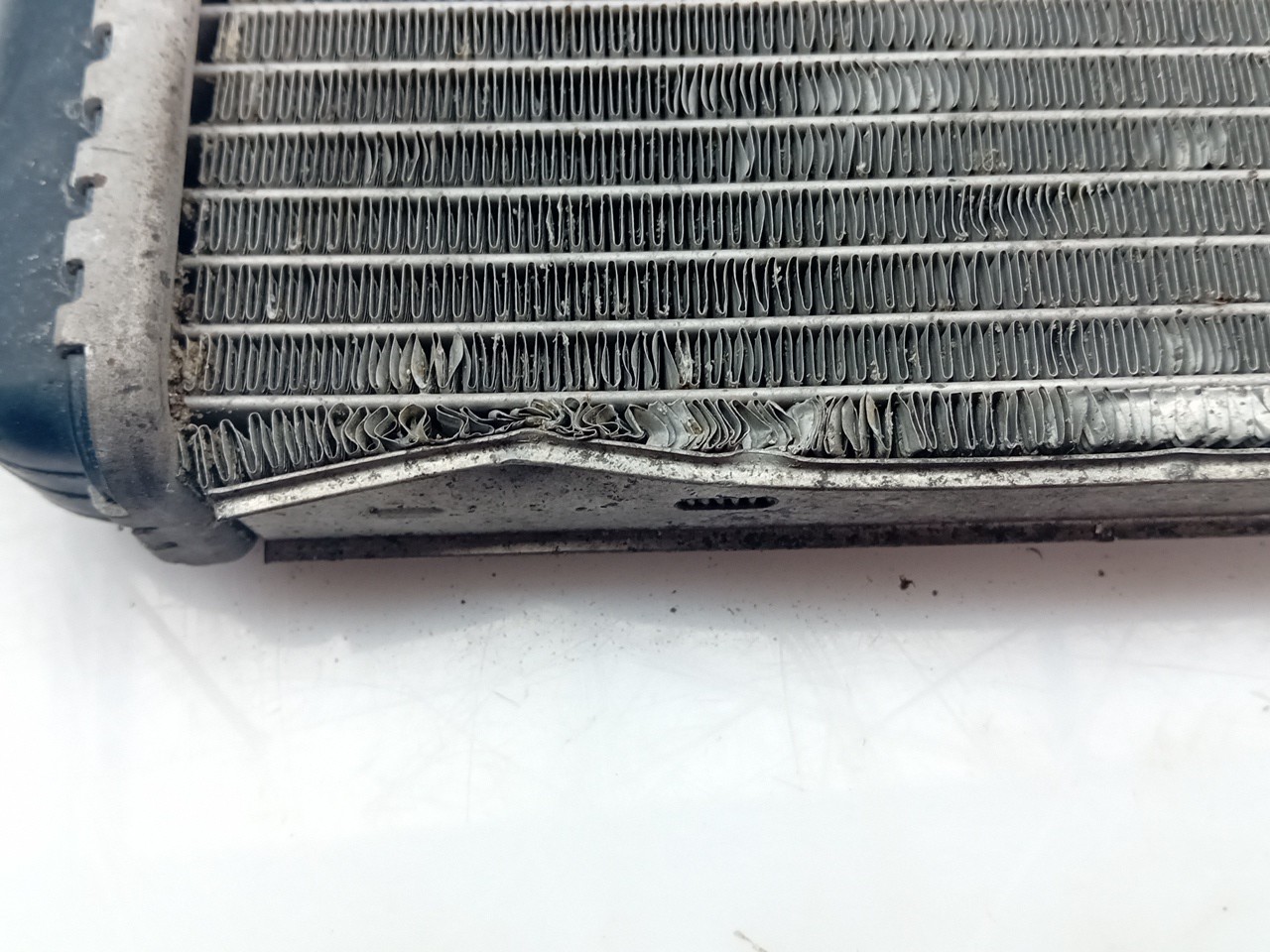 Radiador de água PEUGEOT 5008 I (0U_, 0E_) Imagem-3