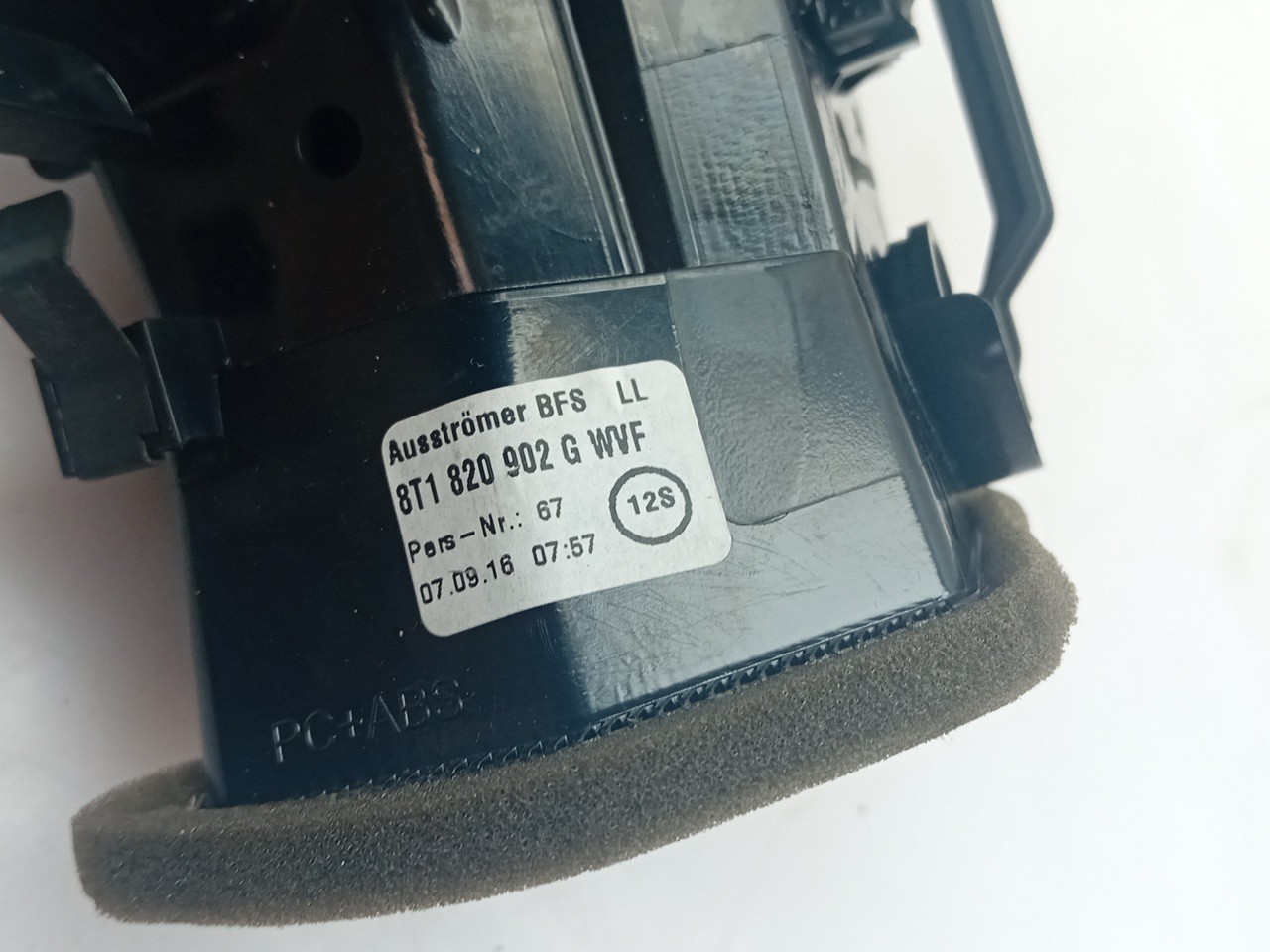 Diffuser / air vent AUDI A5 Sportback (8TA) Imagem-2