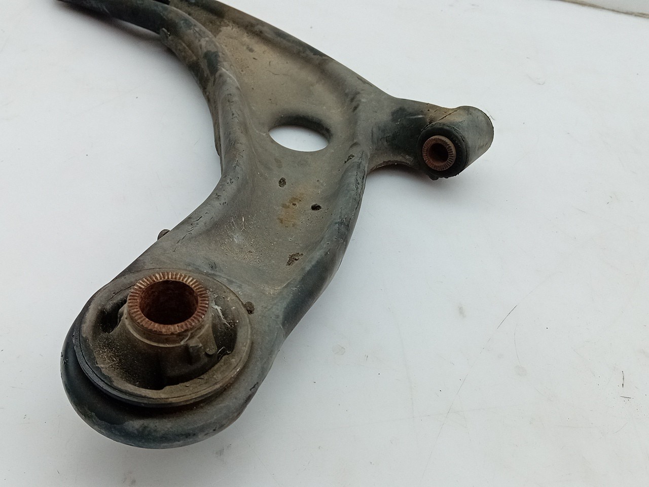 Left front suspension arm TOYOTA Yaris (_P9_) Imagem-3