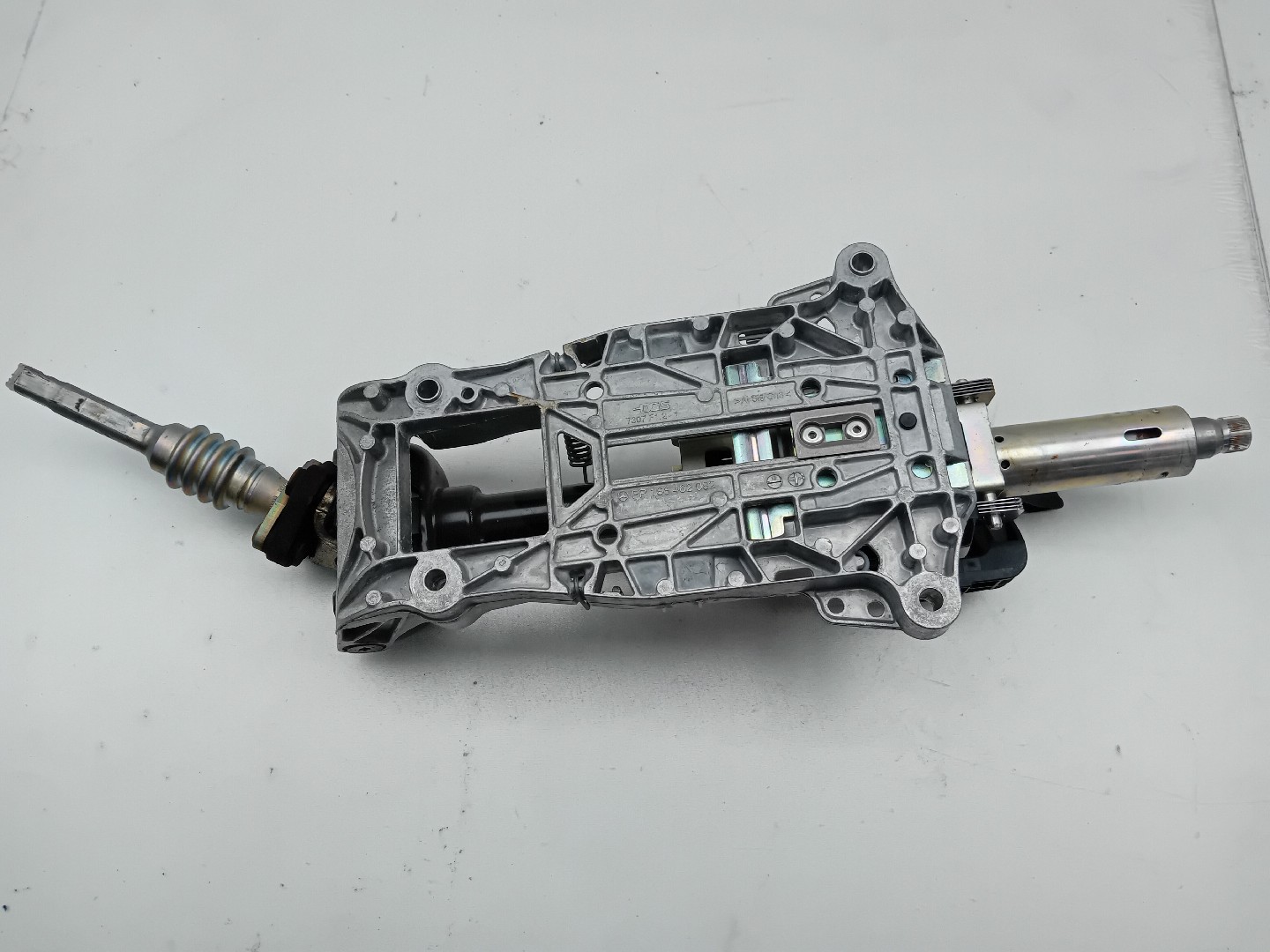 Columna de dirección MERCEDES-BENZ Classe M (W166) Imagem-1