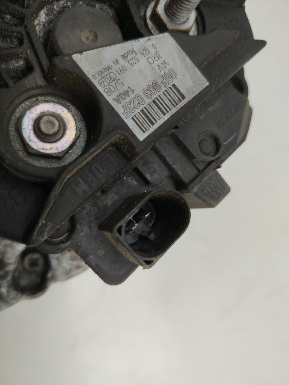 Alternador VOLKSWAGEN Golf V Variant (1K5) Imagem-3