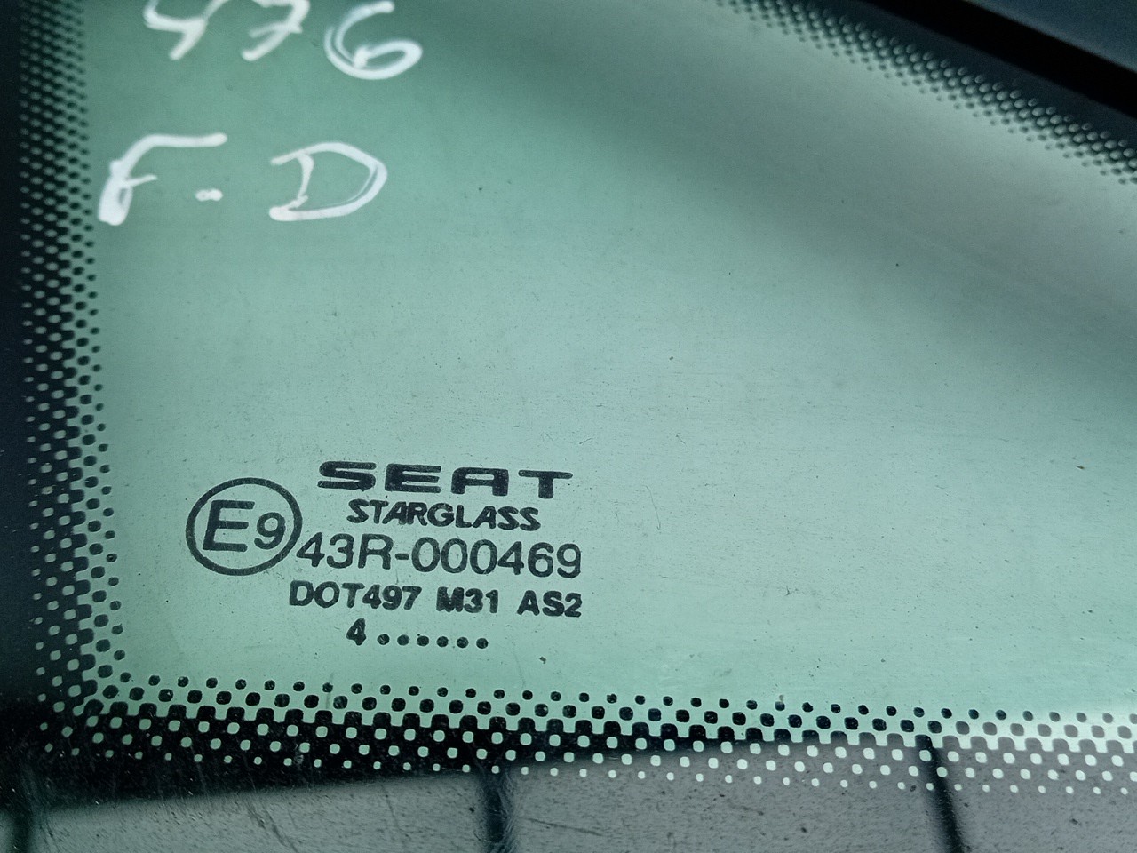 Vitre triangulaire avant Droite SEAT Altea (5P1) Imagem-1