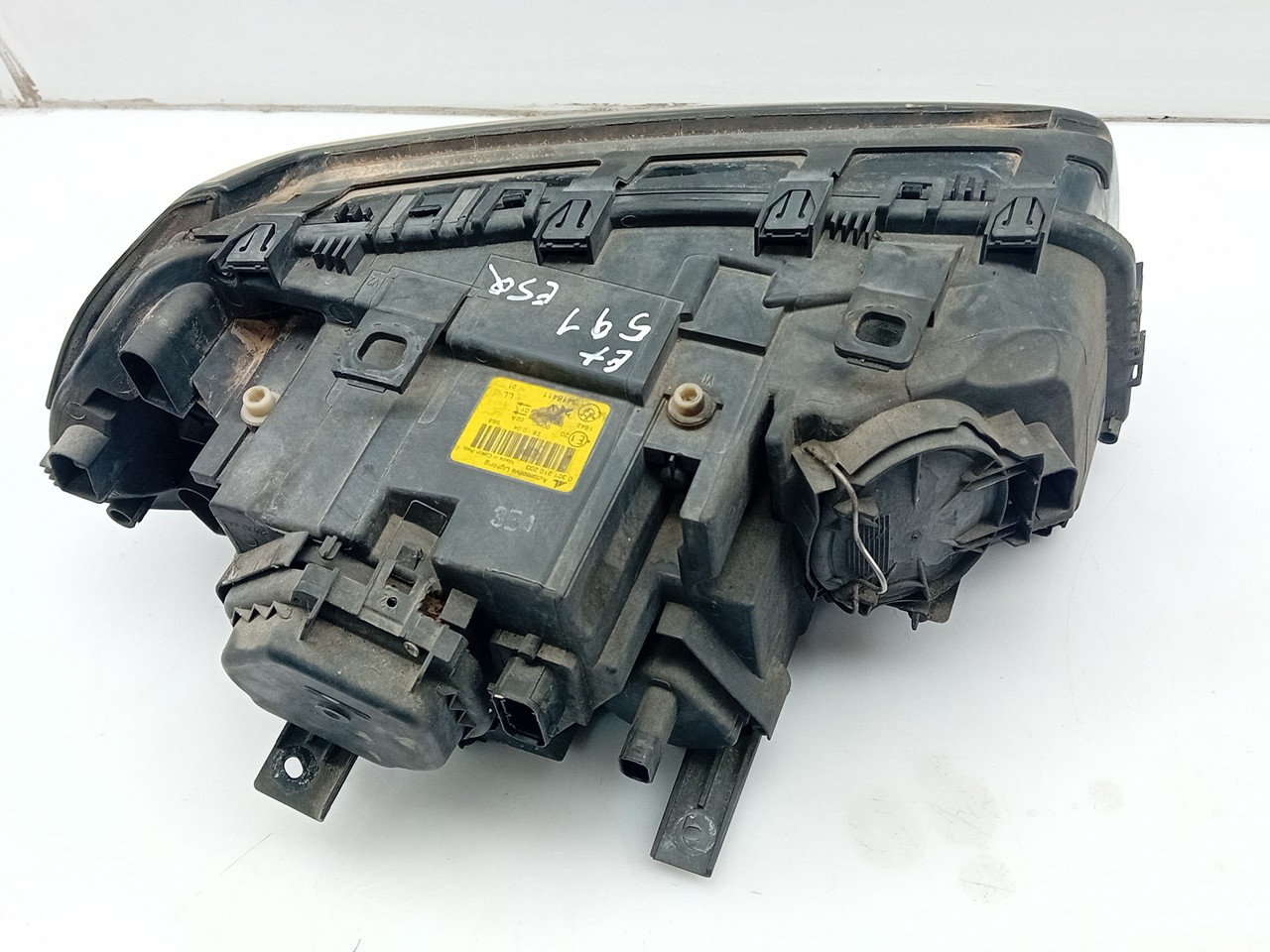 Left Headlight BMW X3 (E83) Imagem-1