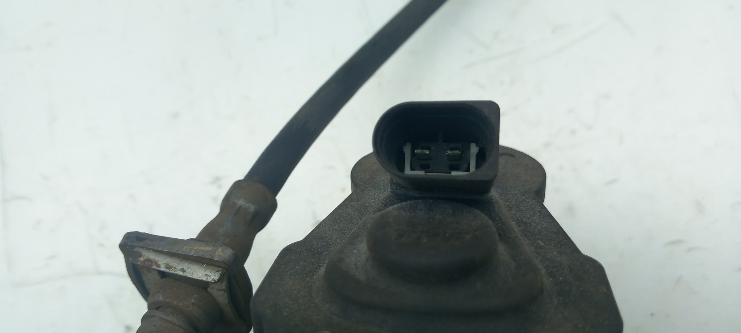 Pinza de freno Trasero Derecho VOLKSWAGEN Passat (3C2) Imagem-3
