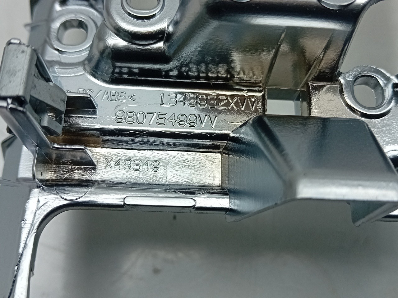 Dashboard trim PEUGEOT 308 SW II Van (LC_) Imagem-3