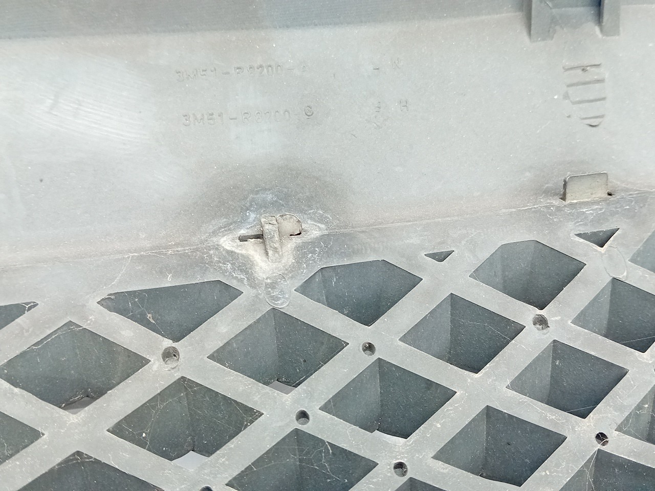 Grille avant FORD Focus II (DA_) Imagem-5