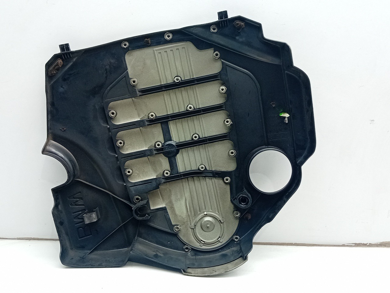 Cobertura do motor / blindagem superior do motor BMW 1 (E81) Imagem-1