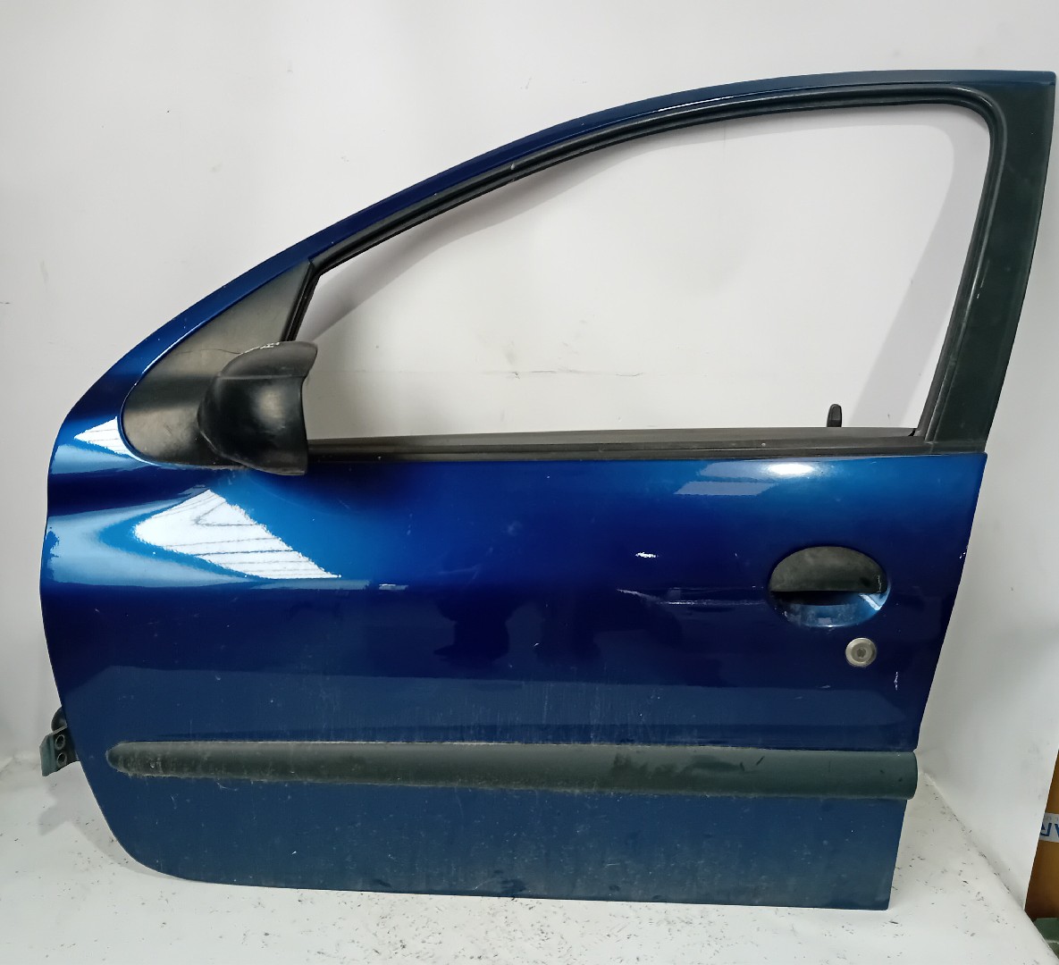 Porte avant gauche