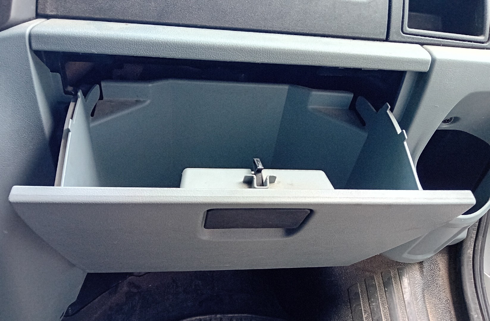 Porta luvas FORD Transit Imagem-1