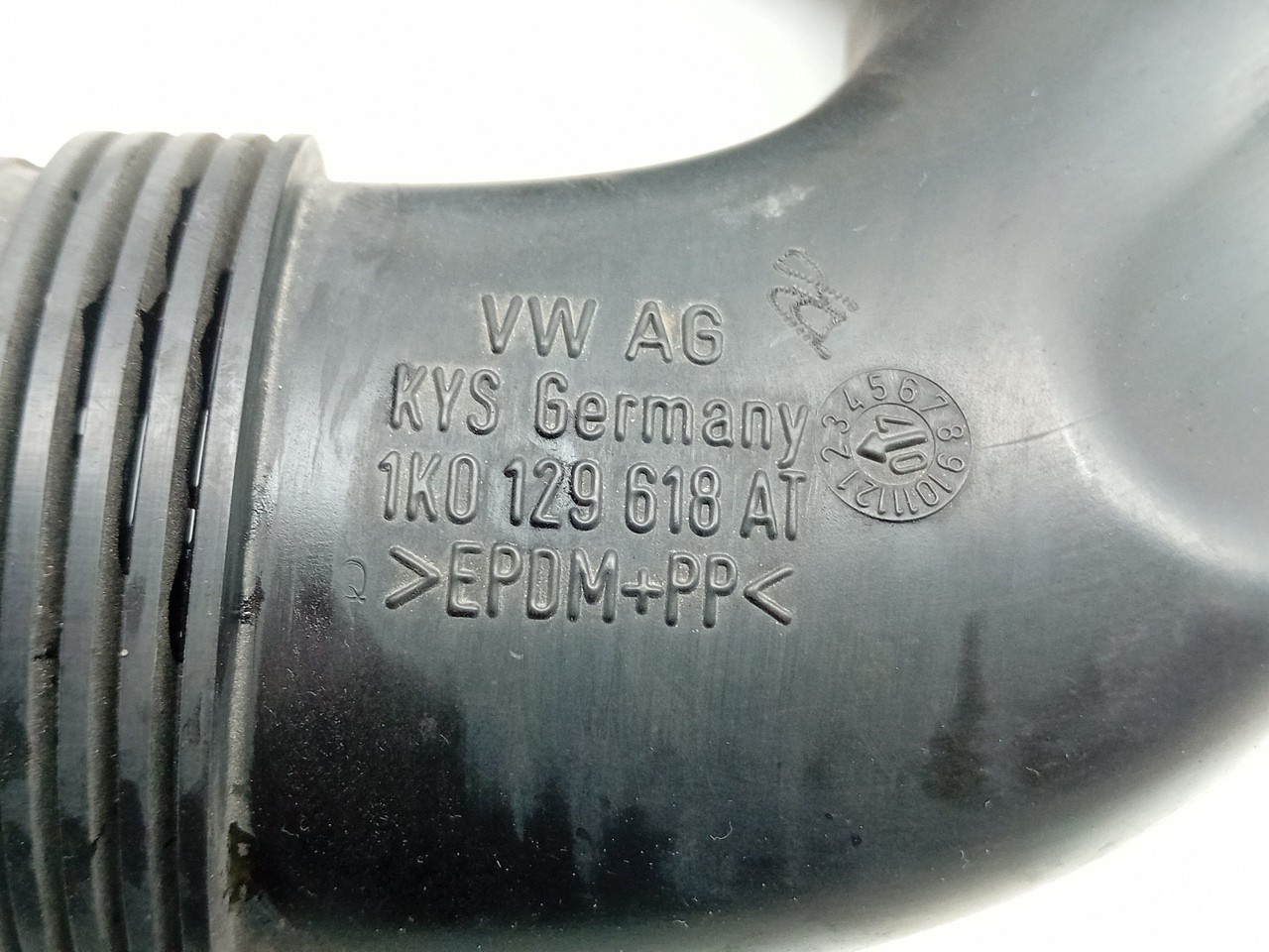 Tubo intercooler SEAT Leon (1P1) Imagem-2