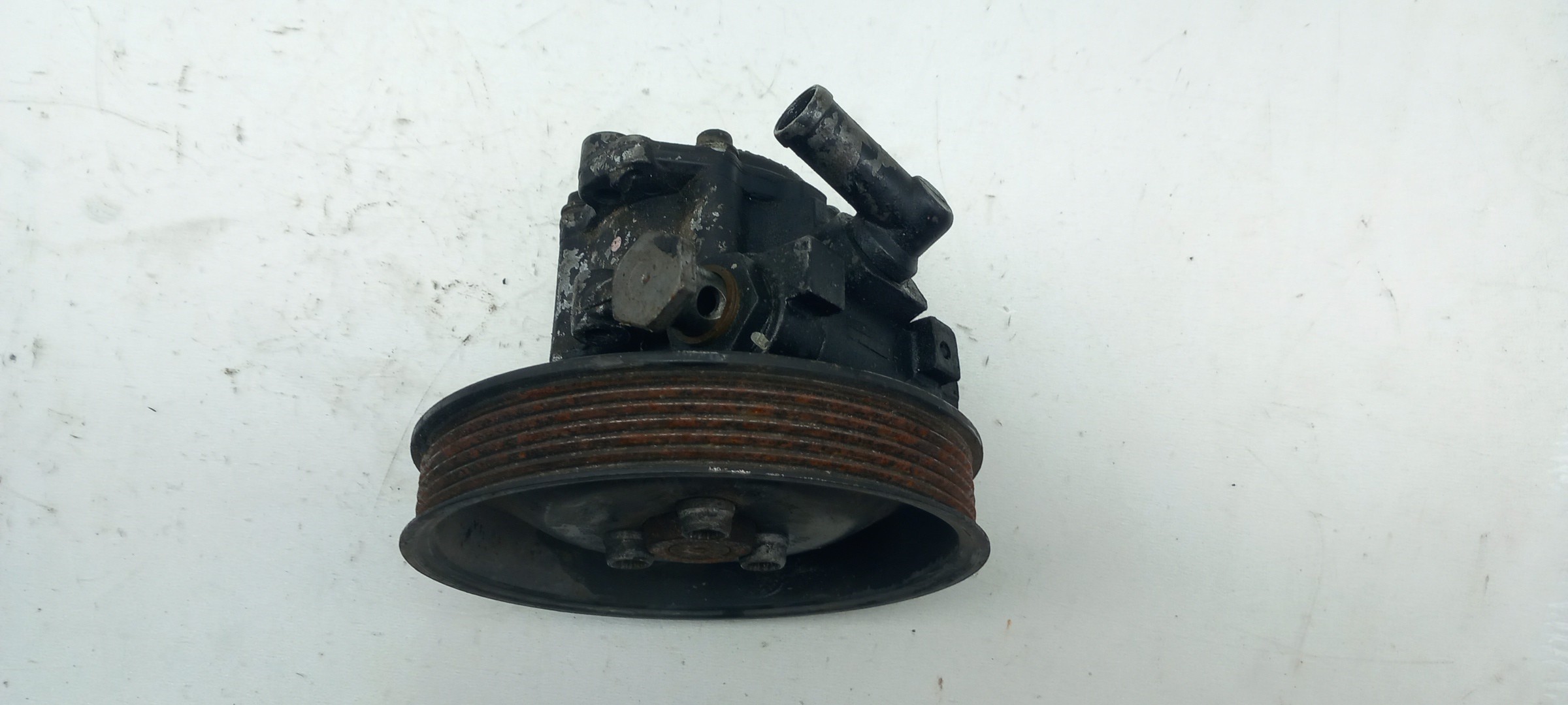 Bomba de dirección FORD Transit Chassis Imagem-2