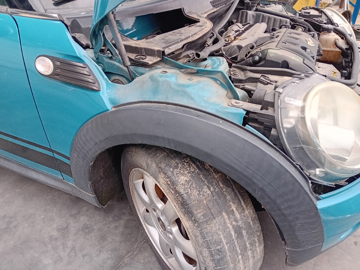 Right fender