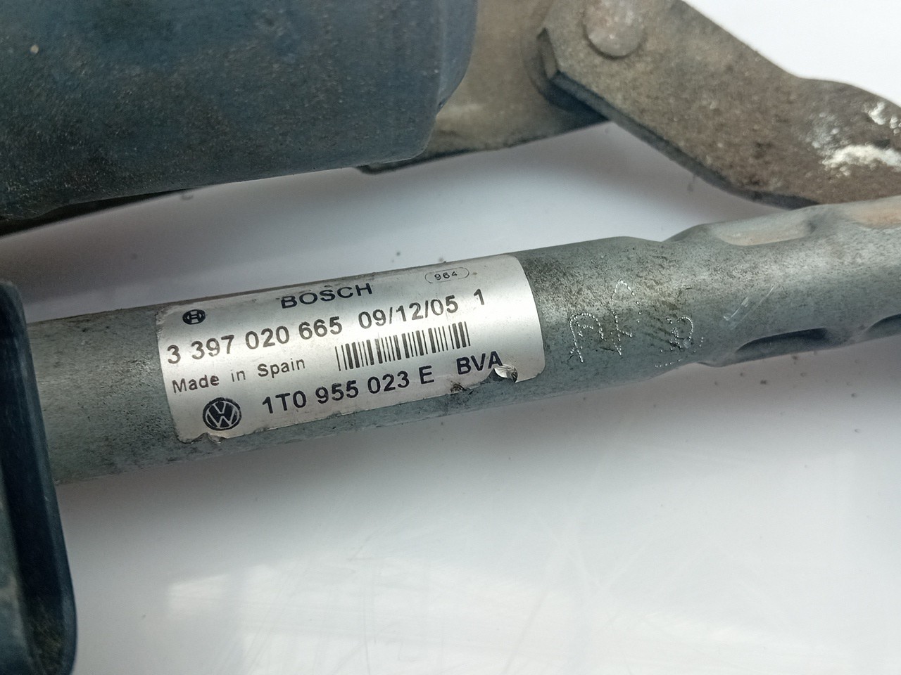 Motor limpa vidros frente VOLKSWAGEN Touran (1T) Imagem-3