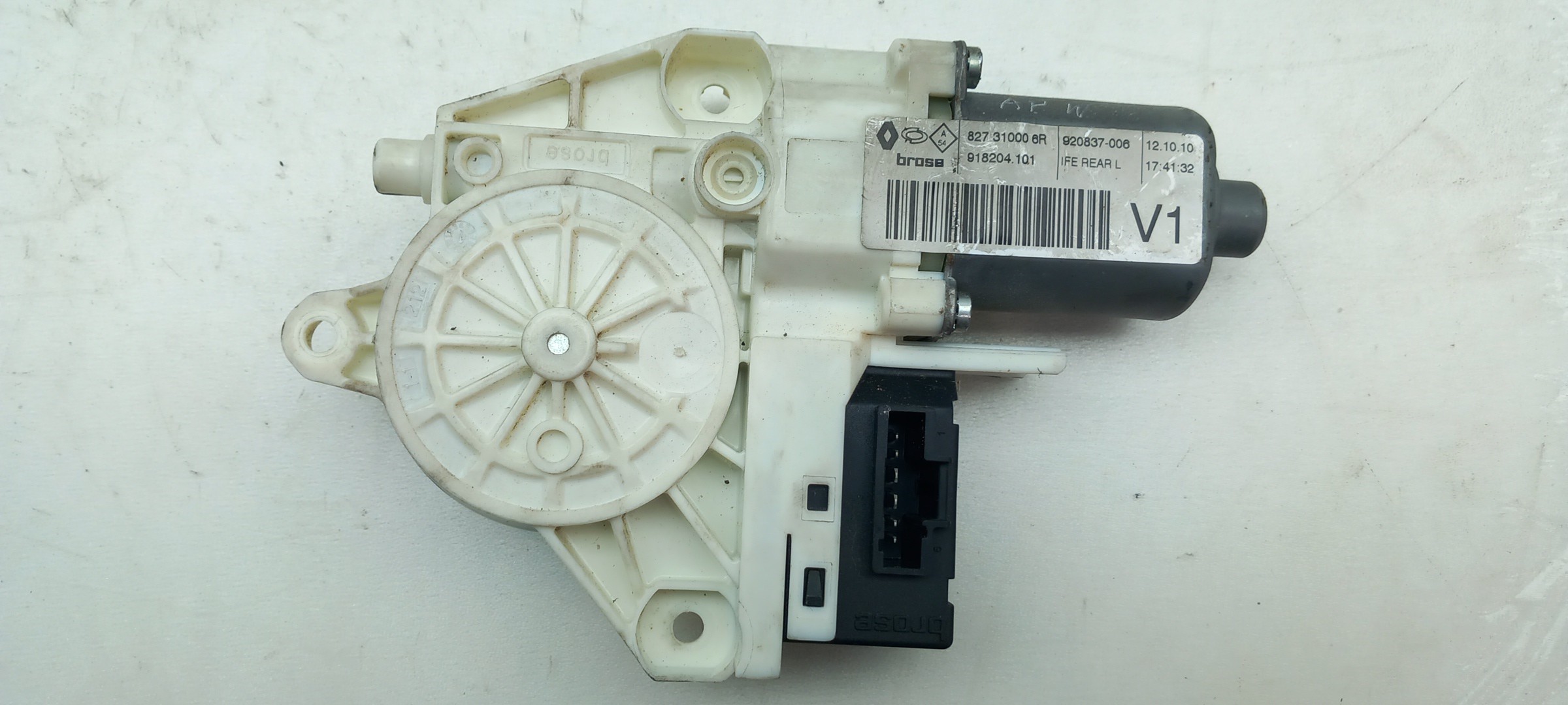 Right Rear  Door Window Regulator Motor
