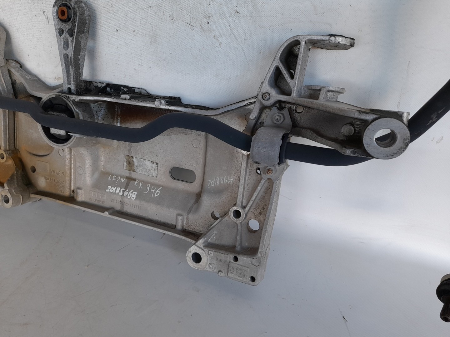 Subchasis delantero SEAT Leon (1P1) Imagem-2