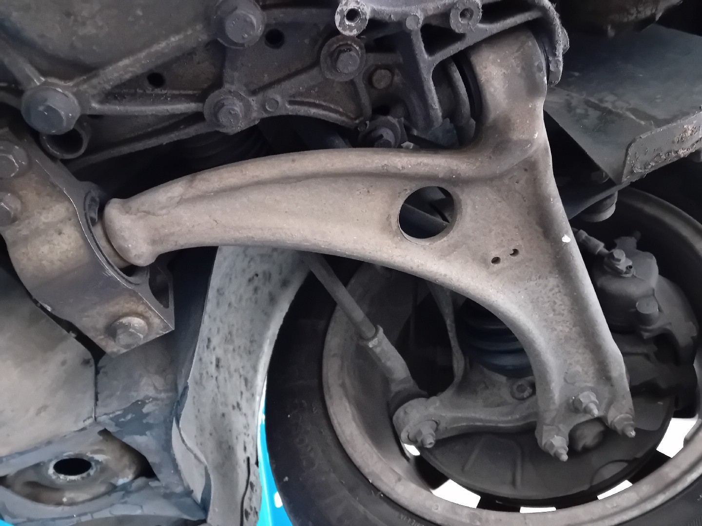 Bras de suspension Avant gauche