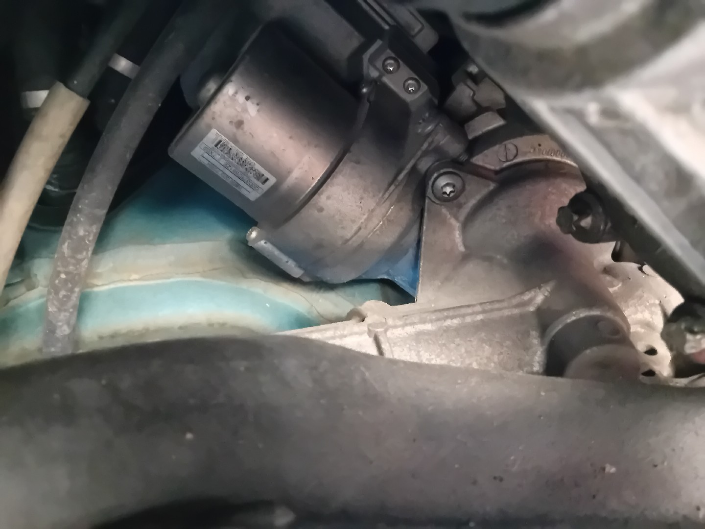 Steering box