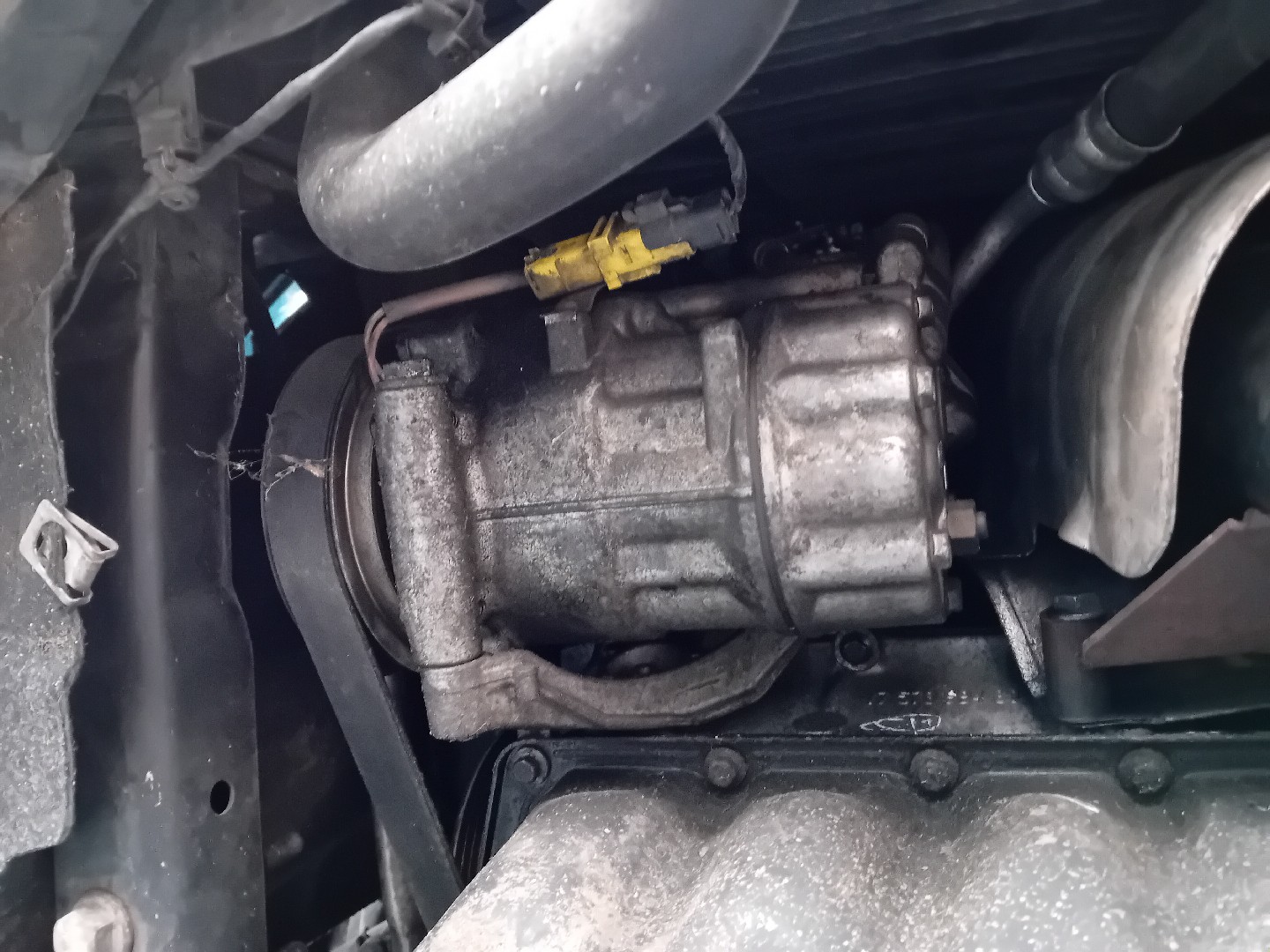 AC compressor