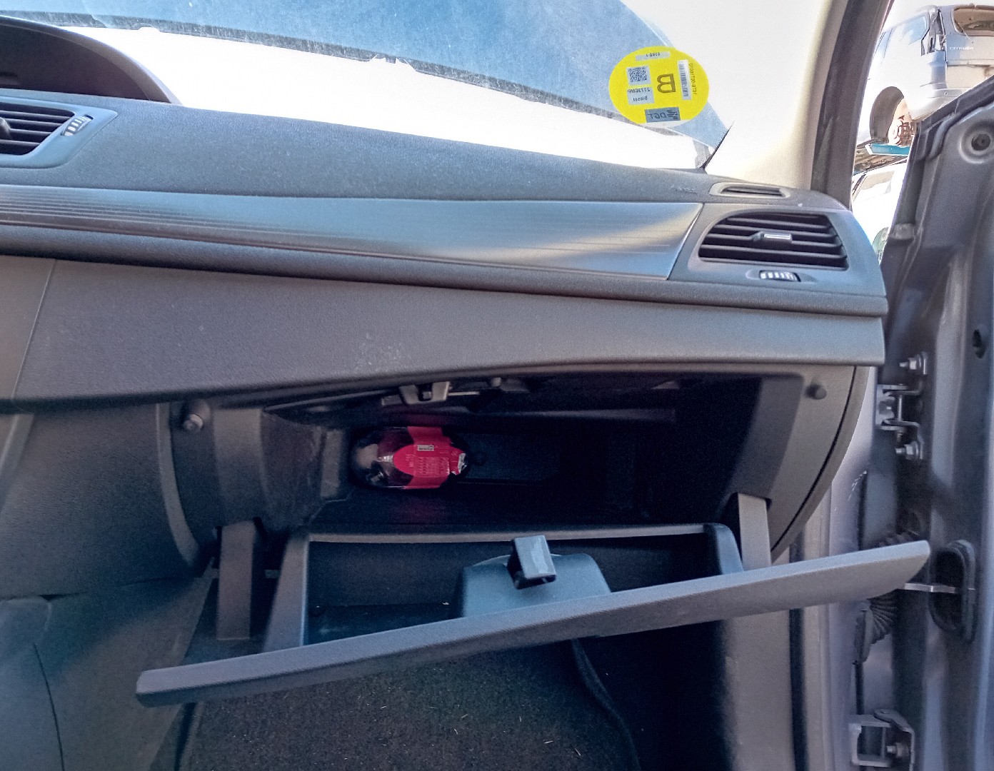 Porta luvas RENAULT Megane III (BZ0_) Imagem-1