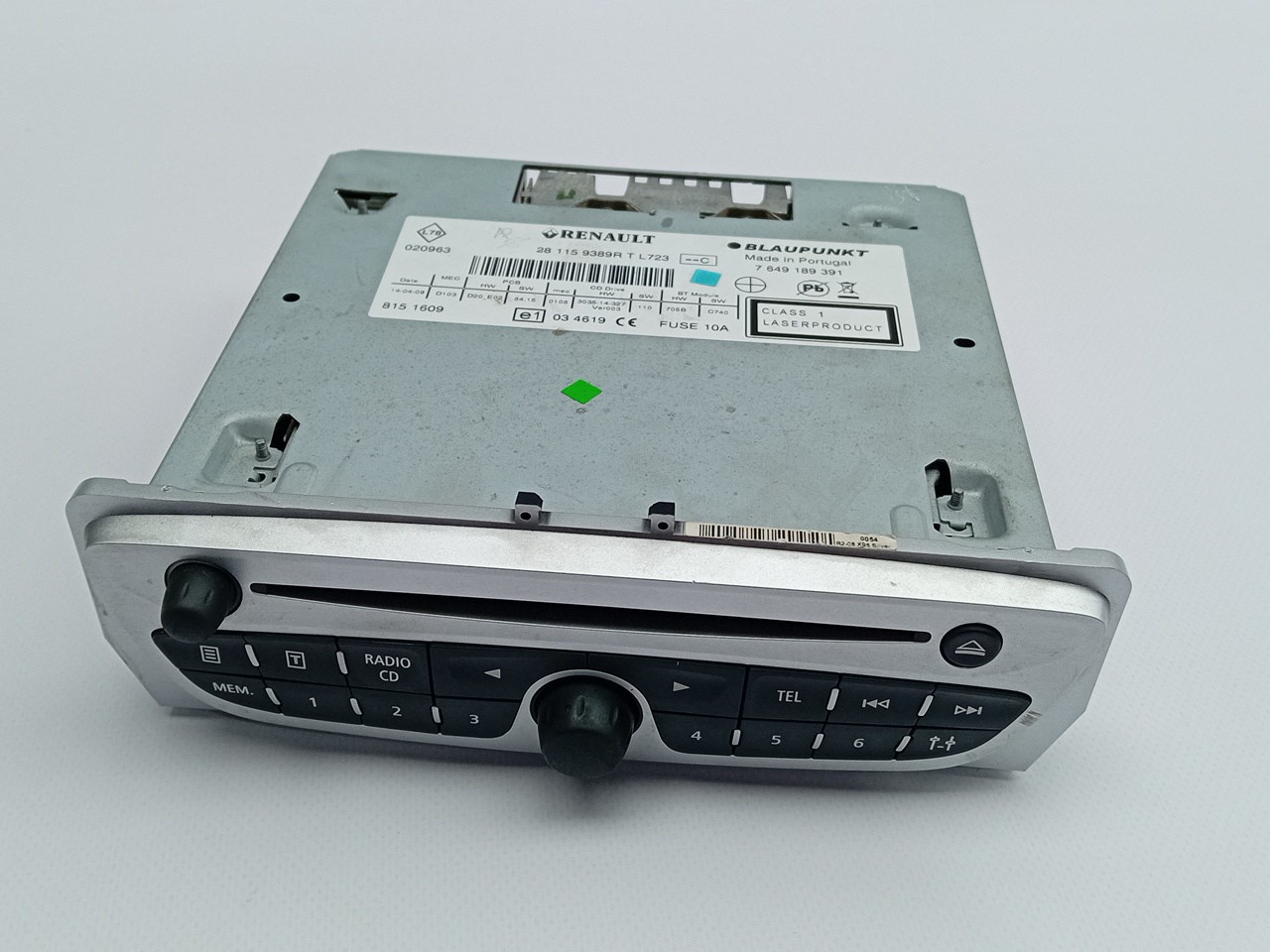 Radio / autorradio RENAULT Megane III (BZ0_) Imagem-0