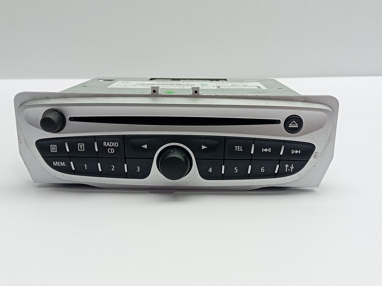 Radio / autorradio RENAULT Megane III (BZ0_) Imagem-1