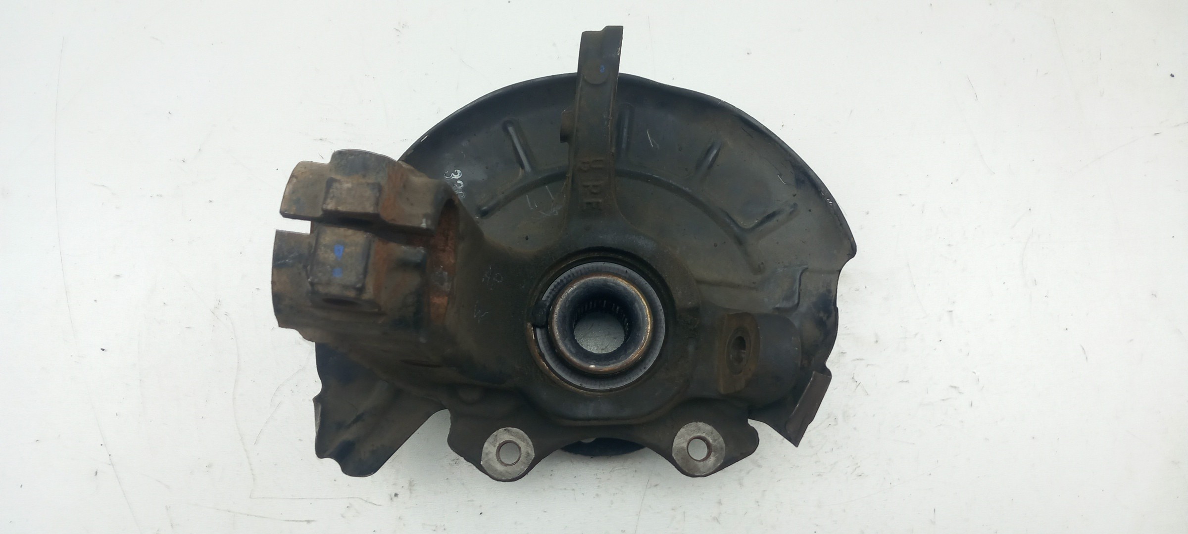 Right front steering knuckle
