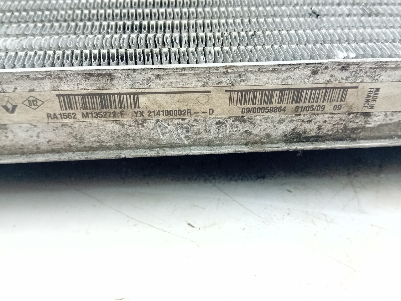 Radiateur d'eau RENAULT Megane III (BZ0_) Imagem-2
