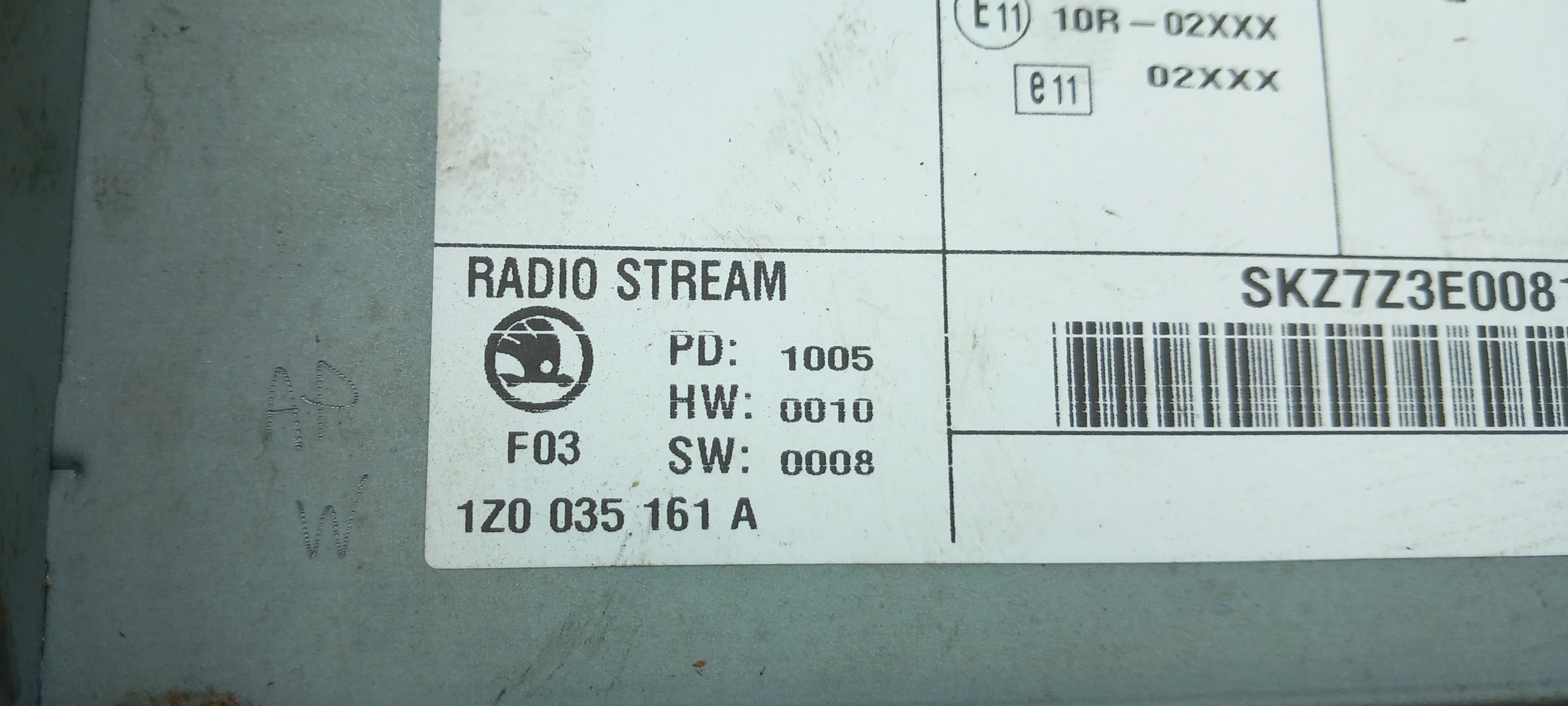 Rádio / auto-rádio SKODA Octavia II Break (1Z5) Imagem-4
