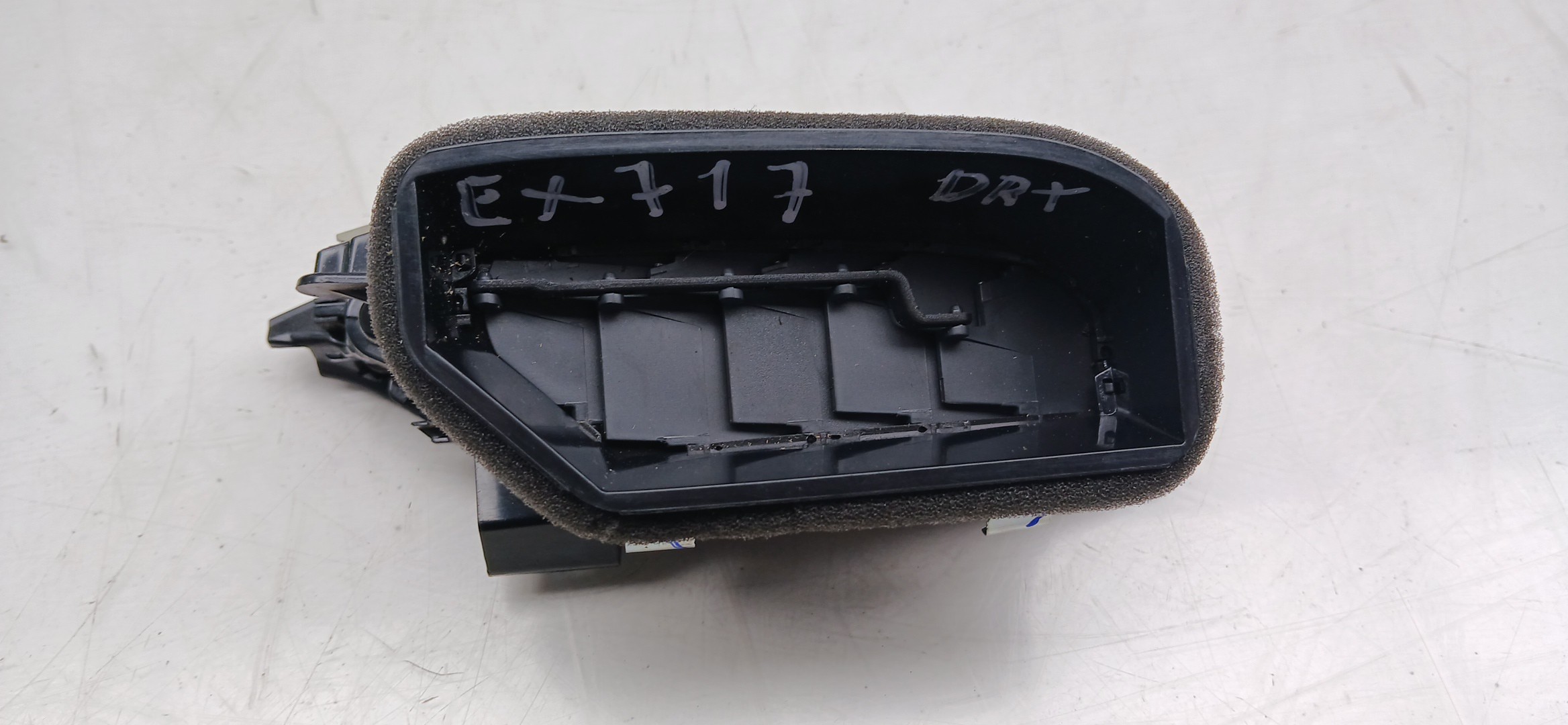 Difusor / salida de aire OPEL Corsa F Imagem-2