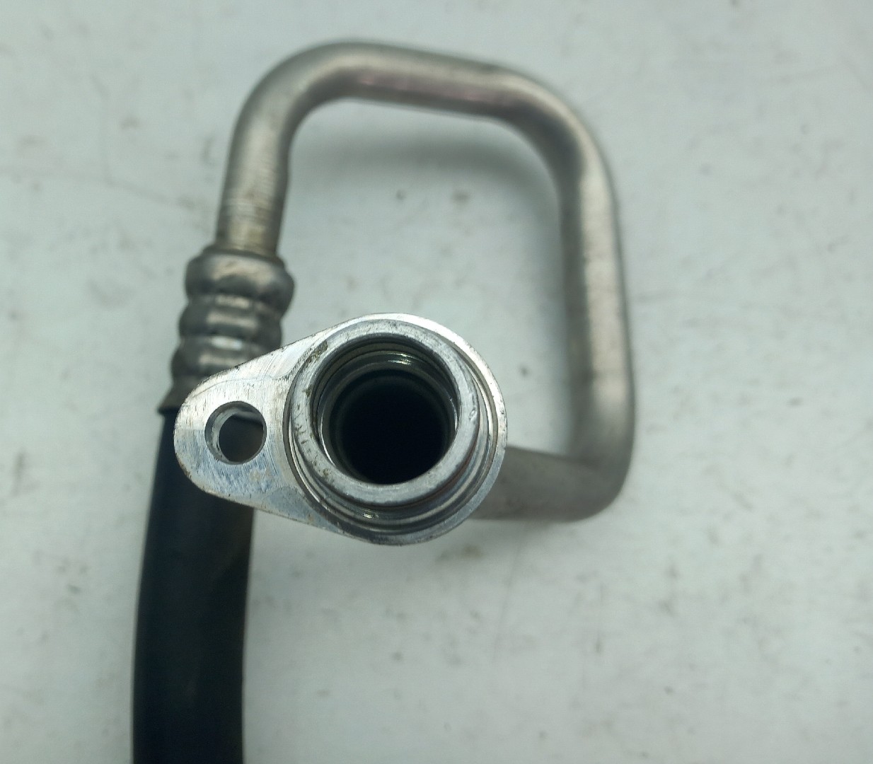 AC pipe PEUGEOT 407 Coupé (6C_) Imagem-1