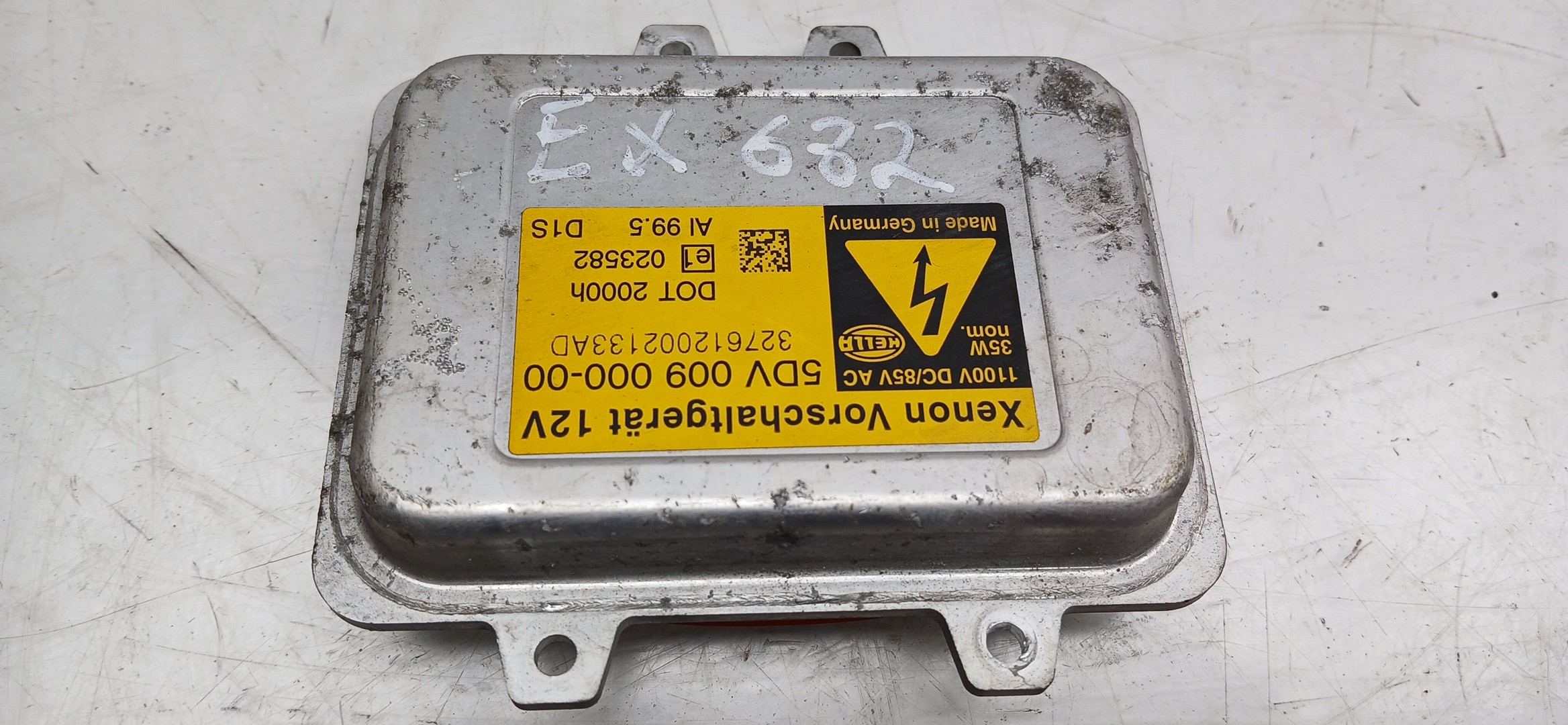 Lighting control unit / Lights ECU