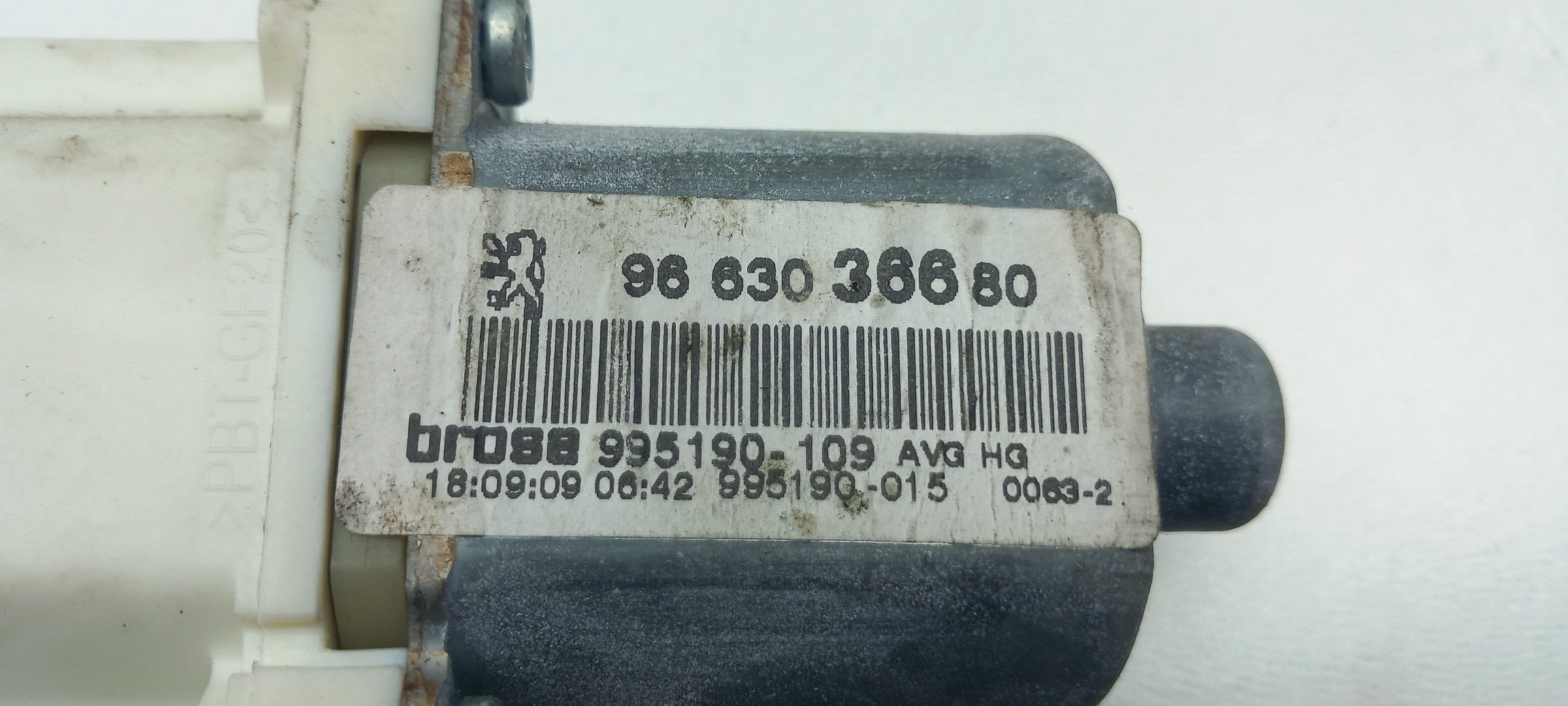 Motor vidro frente esquerdo PEUGEOT 407 (6D_) Imagem-3