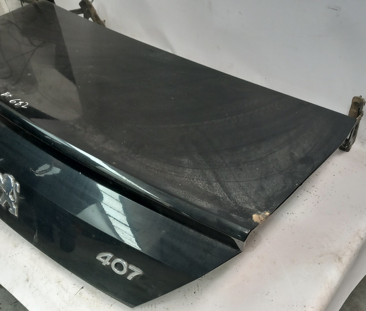 Tailgate / Trunk lid PEUGEOT 407 Coupé (6C_) Imagem-1