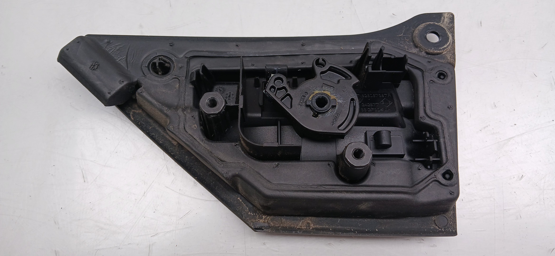 Manija puerta Trasero Izquierdo RENAULT Twingo III (BCM_) Imagem-1